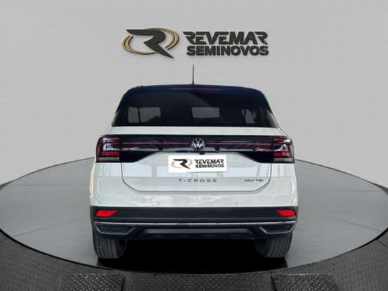 VOLKSWAGEN-T-CROSS-2022
