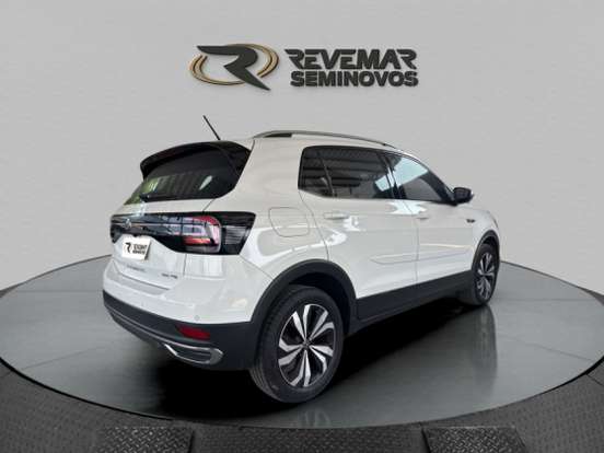 VOLKSWAGEN-T-CROSS-2022