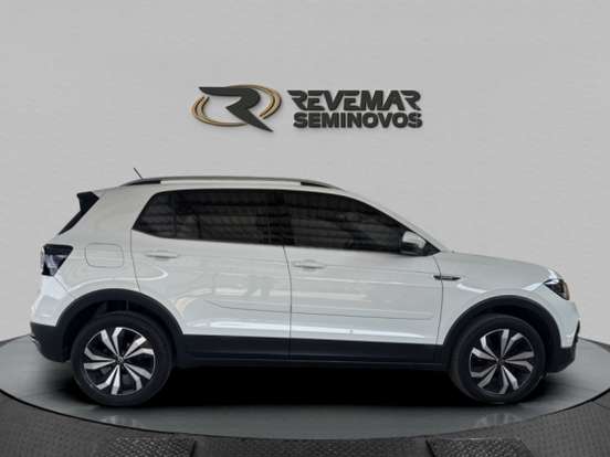 VOLKSWAGEN-T-CROSS-2022