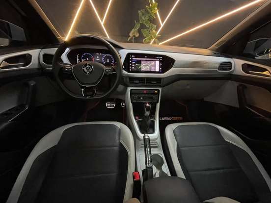 VOLKSWAGEN-T-CROSS-1.4 250 TSI TOTAL FLEX HIGHLINE AUTOMÁTICO VOLKSWAGEN-T-CROSS-2021