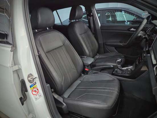 VOLKSWAGEN-T-CROSS-1.4 250 TSI TOTAL FLEX HIGHLINE AUTOMÁTICO VOLKSWAGEN-T-CROSS-2025