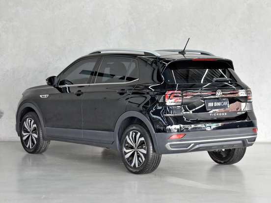 VOLKSWAGEN-T-CROSS-2023