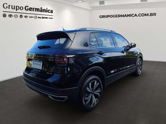 VOLKSWAGEN-T-CROSS-2023