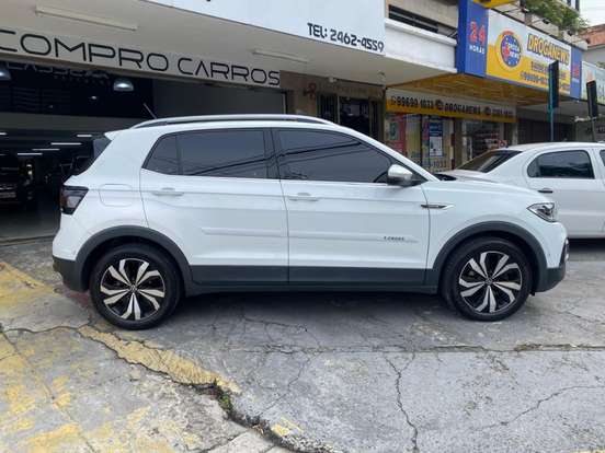VOLKSWAGEN-T-CROSS-2022
