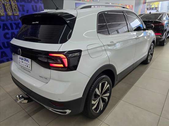 VOLKSWAGEN-T-CROSS-2022