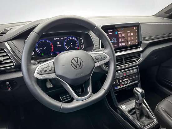 VOLKSWAGEN-T-CROSS-2024