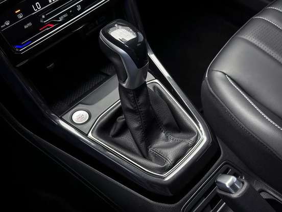 VOLKSWAGEN-T-CROSS-2024