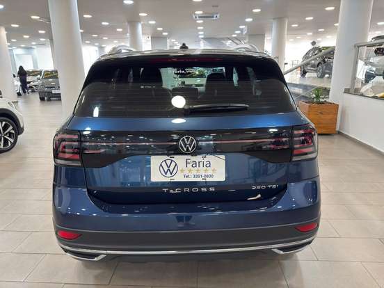 VOLKSWAGEN-T-CROSS-1.4 250 TSI TOTAL FLEX HIGHLINE AUTOMÁTICO VOLKSWAGEN-T-CROSS-2022