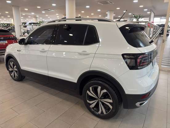 VOLKSWAGEN-T-CROSS-1.4 250 TSI TOTAL FLEX HIGHLINE AUTOMÁTICO VOLKSWAGEN-T-CROSS-2023
