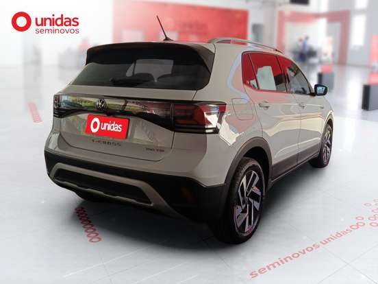 VOLKSWAGEN-T-CROSS-2025