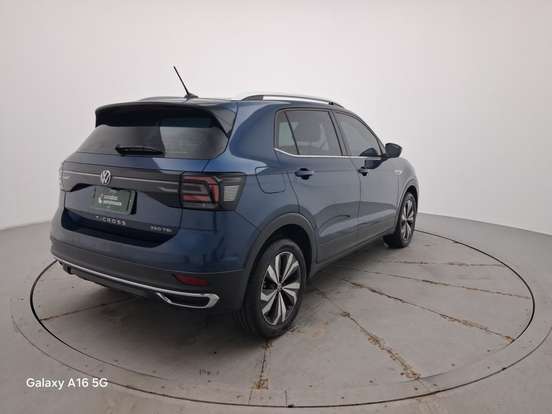 VOLKSWAGEN-T-CROSS-2023