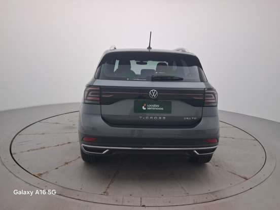 VOLKSWAGEN-T-CROSS-1.4 250 TSI TOTAL FLEX HIGHLINE AUTOMÁTICO VOLKSWAGEN-T-CROSS-2023