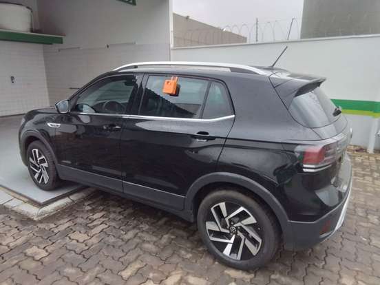 VOLKSWAGEN-T-CROSS-2025