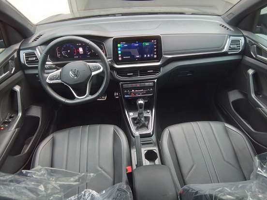 VOLKSWAGEN-T-CROSS-1.4 250 TSI TOTAL FLEX HIGHLINE AUTOMÁTICO VOLKSWAGEN-T-CROSS-2025