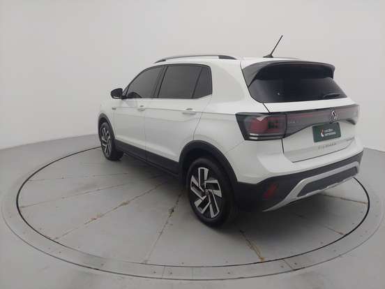 VOLKSWAGEN-T-CROSS-2024