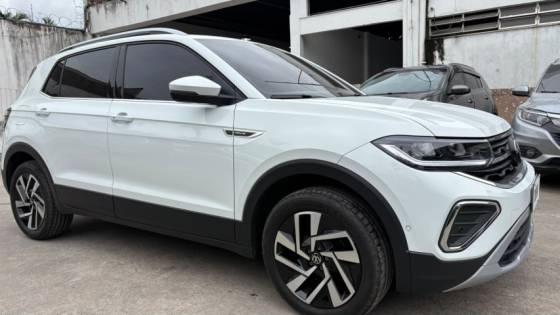 VOLKSWAGEN T-CROSS 1.4 250 TSI TOTAL FLEX HIGHLINE AUTOMÁTICO
