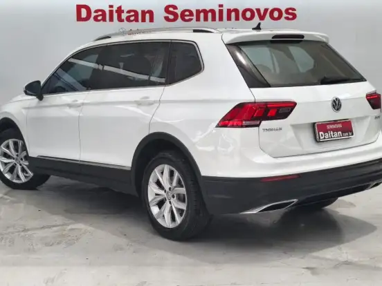 VOLKSWAGEN-TIGUAN-1.4 250 TSI TOTAL FLEX ALLSPACE COMFORTLINE TIPTRONIC VOLKSWAGEN-TIGUAN-2018