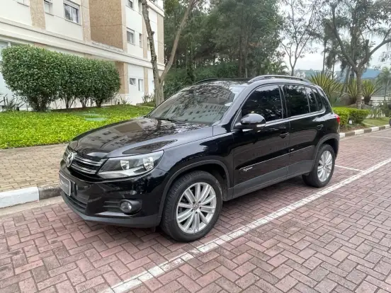 VOLKSWAGEN-TIGUAN-1.4 TSI 16V TURBO GASOLINA 4P DSG VOLKSWAGEN-TIGUAN-2017