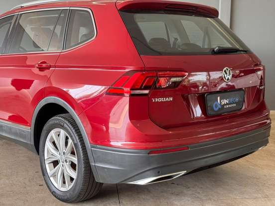 VOLKSWAGEN-TIGUAN-1.4 250 TSI TOTAL FLEX ALLSPACE COMFORTLINE TIPTRONIC VOLKSWAGEN-TIGUAN-2018