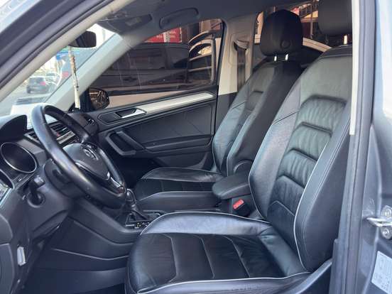 VOLKSWAGEN-TIGUAN-2019