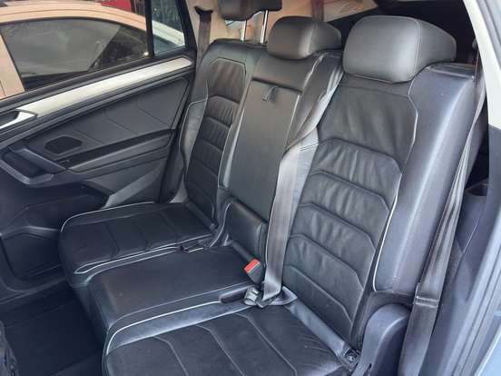 VOLKSWAGEN-TIGUAN-2019