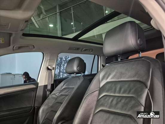 VOLKSWAGEN-TIGUAN-2019