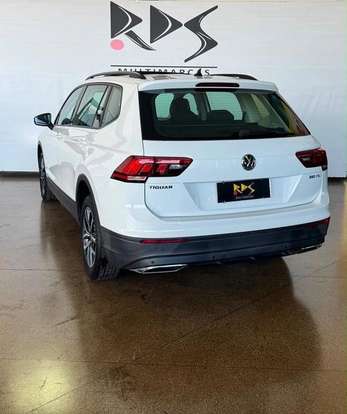 VOLKSWAGEN-TIGUAN-2018