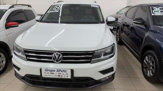 VOLKSWAGEN-TIGUAN-2018