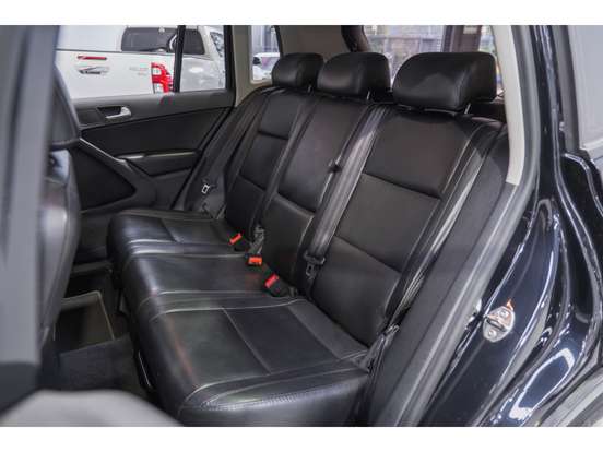 VOLKSWAGEN-TIGUAN-1.4 TSI 16V TURBO GASOLINA 4P DSG VOLKSWAGEN-TIGUAN-2017