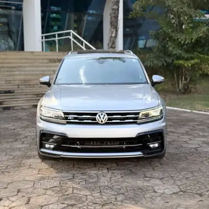 VOLKSWAGEN-TIGUAN-2019
