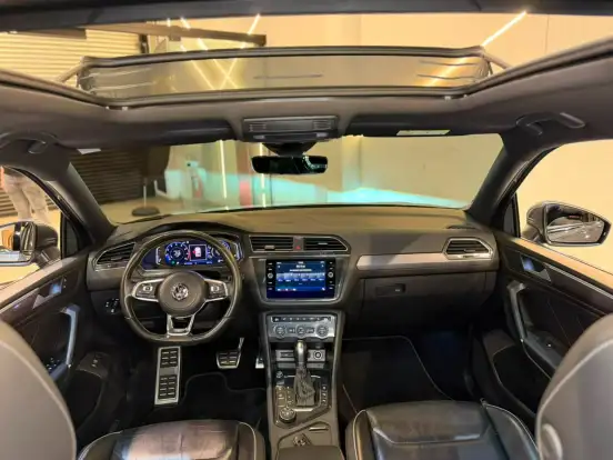 VOLKSWAGEN-TIGUAN-2019