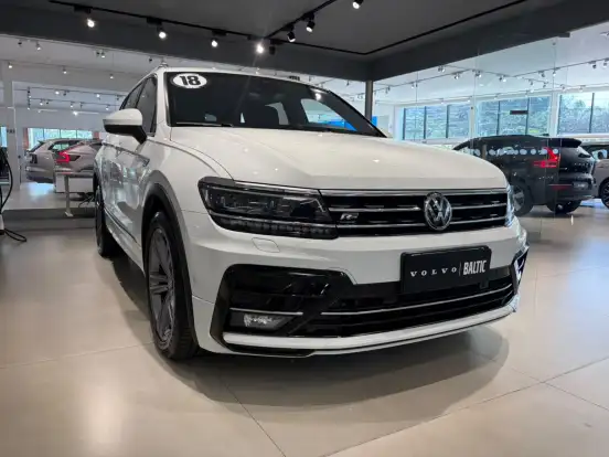 VOLKSWAGEN-TIGUAN-2018