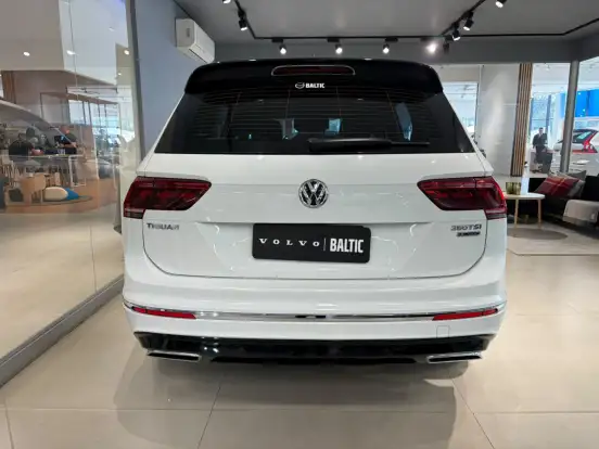 VOLKSWAGEN-TIGUAN-2018