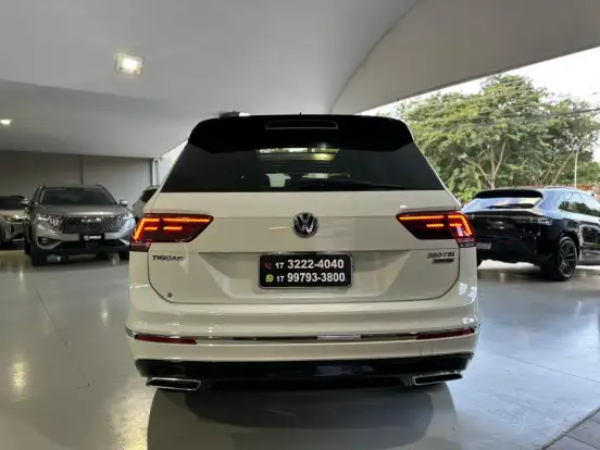 VOLKSWAGEN-TIGUAN-2019