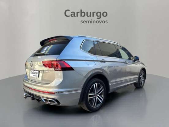 VOLKSWAGEN-TIGUAN-2024