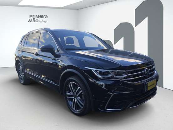 VOLKSWAGEN-TIGUAN-2.0 300 TSI GASOLINA ALLSPACE R-LINE AUTOMÁTICO VOLKSWAGEN-TIGUAN-2024