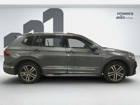 VOLKSWAGEN-TIGUAN-2.0 300 TSI GASOLINA ALLSPACE R-LINE AUTOMÁTICO VOLKSWAGEN-TIGUAN-2023