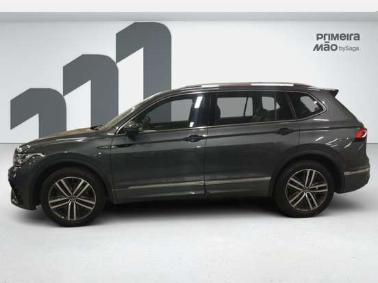 VOLKSWAGEN-TIGUAN-2.0 300 TSI GASOLINA ALLSPACE R-LINE AUTOMÁTICO VOLKSWAGEN-TIGUAN-2023