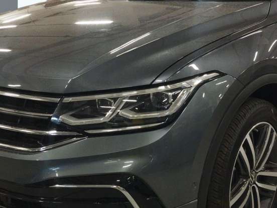 VOLKSWAGEN-TIGUAN-2023