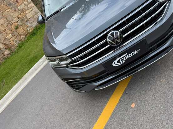 VOLKSWAGEN-TIGUAN-2.0 300 TSI GASOLINA ALLSPACE R-LINE AUTOMÁTICO VOLKSWAGEN-TIGUAN-2024