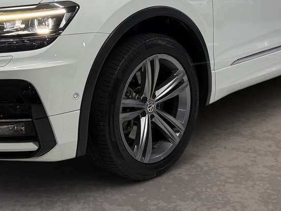 VOLKSWAGEN-TIGUAN-2019