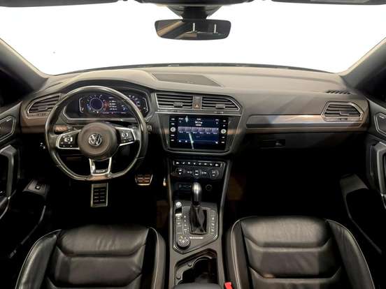VOLKSWAGEN-TIGUAN-2019