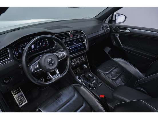 VOLKSWAGEN-TIGUAN-2019