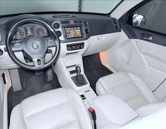 VOLKSWAGEN-TIGUAN-2.0 TSI 16V TURBO GASOLINA 4P TIPTRONIC VOLKSWAGEN-TIGUAN-2011