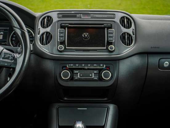 VOLKSWAGEN-TIGUAN-2.0 TSI 16V TURBO GASOLINA 4P TIPTRONIC VOLKSWAGEN-TIGUAN-2013