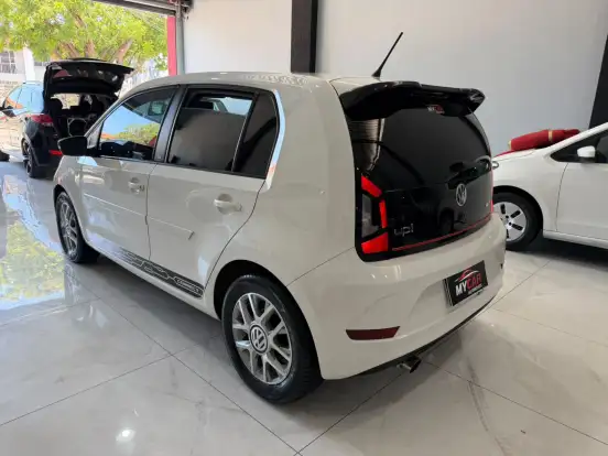 VOLKSWAGEN-UP-2019