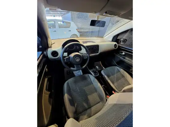 VOLKSWAGEN-UP-1.0 MPI MOVE UP 12V FLEX 4P AUTOMATIZADO VOLKSWAGEN-UP-2015