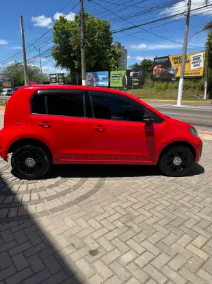 VOLKSWAGEN-UP-2018