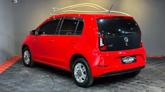 VOLKSWAGEN-UP-2019