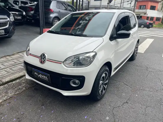 VOLKSWAGEN-UP-2014